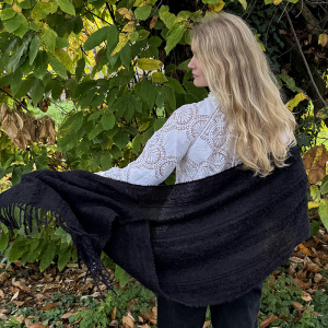 etole_alpaga_tissee_main_noire_2